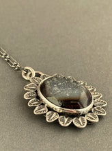 Load image into Gallery viewer, Agate Druzy necklace
