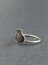 Load image into Gallery viewer, Flame sterling silver ring
