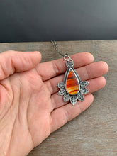 Load image into Gallery viewer, Agate with sunset colors pendant
