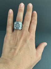 Load image into Gallery viewer, Medium Size 7 moon shield ring
