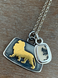 Dendritic agate and gold Lion Charm set