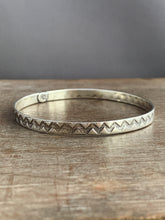 Load image into Gallery viewer, Sterling silver zig zag bangle
