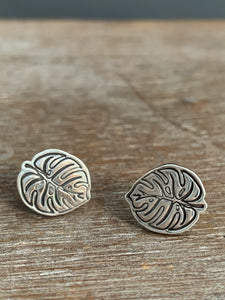 Monstera leaf stud earrings