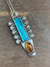 Load image into Gallery viewer, Apatite and Montana agate medallion
