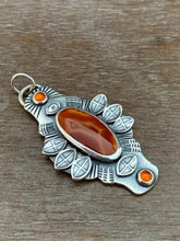 Load image into Gallery viewer, Small agate and carnelian pendant
