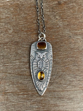 Load image into Gallery viewer, Owl pendant - Tourmaline
