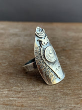 Load image into Gallery viewer, Size 7 owl ring
