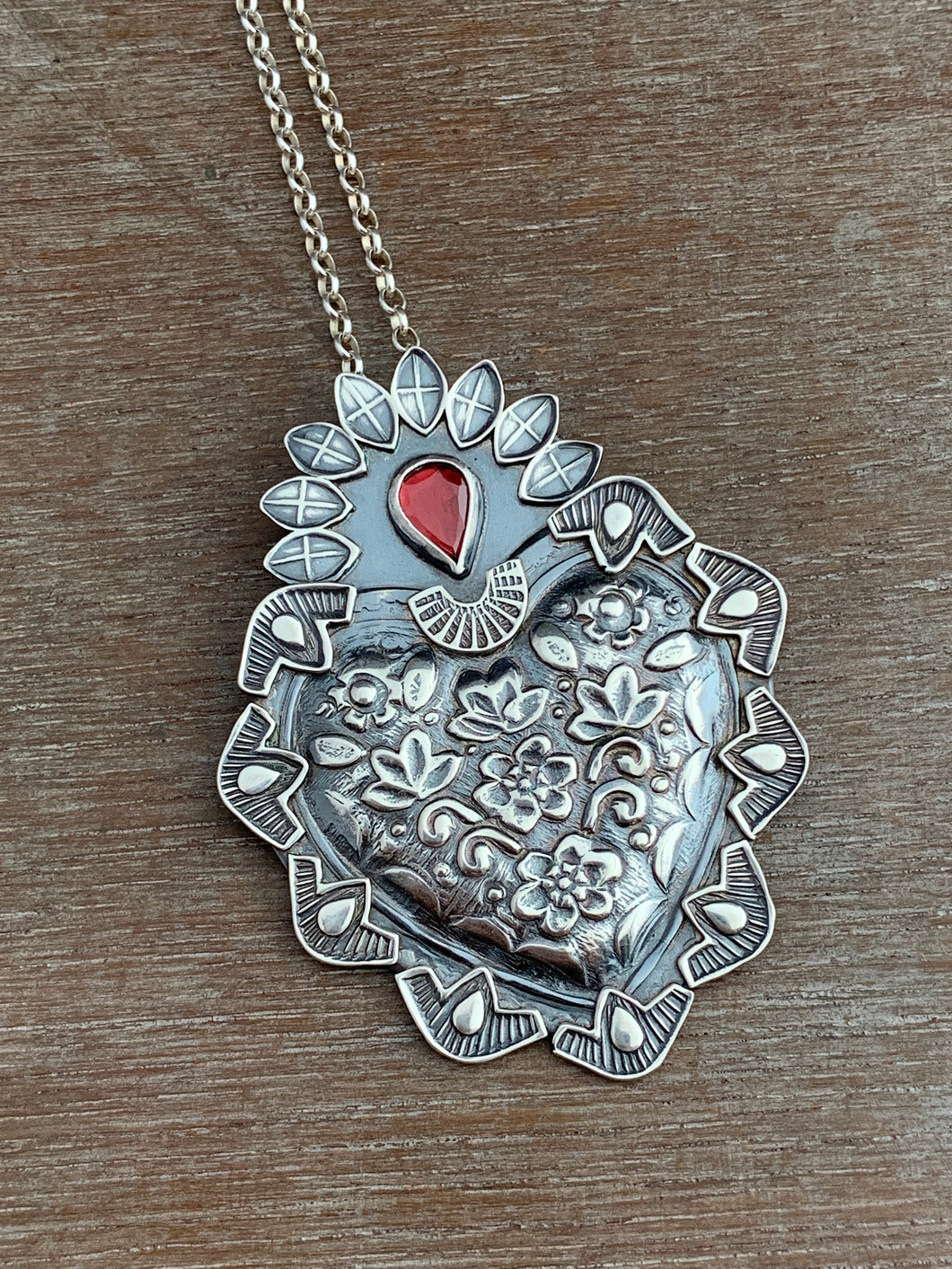 Garnet Sacred Heart pendant 2