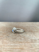 Load image into Gallery viewer, Labradorite ring size 7
