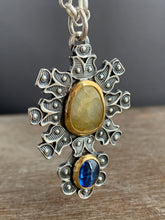 Load image into Gallery viewer, Yellow Sapphire and Blue Kyanite Set in 22k Gold
