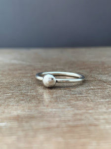 Solid silver ball ring size 7