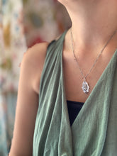 Load image into Gallery viewer, Fluorite bird charm necklace
