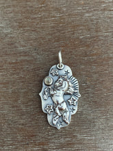 Load image into Gallery viewer, Horse and labradorite charm

