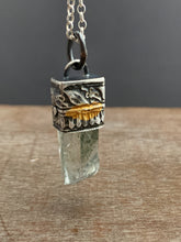 Load image into Gallery viewer, Icy Quartz crystal necklace 3
