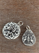 Load image into Gallery viewer, Silver Succulent Snowflake Charm set
