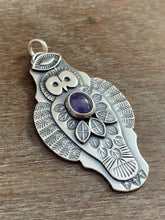 Load image into Gallery viewer, Owl pendant - tanzanite
