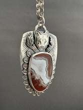 Load image into Gallery viewer, cougar and agate medallion
