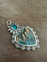 Load image into Gallery viewer, Plume agate Sacred heart
