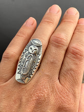 Load image into Gallery viewer, Size 8 owl ring
