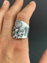 Load image into Gallery viewer, Large Size 9.5 sacred heart shield ring
