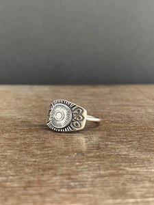 Sun and eye ring size 7