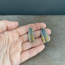 Load image into Gallery viewer, Keum Boo Patterned Feather Earrings
